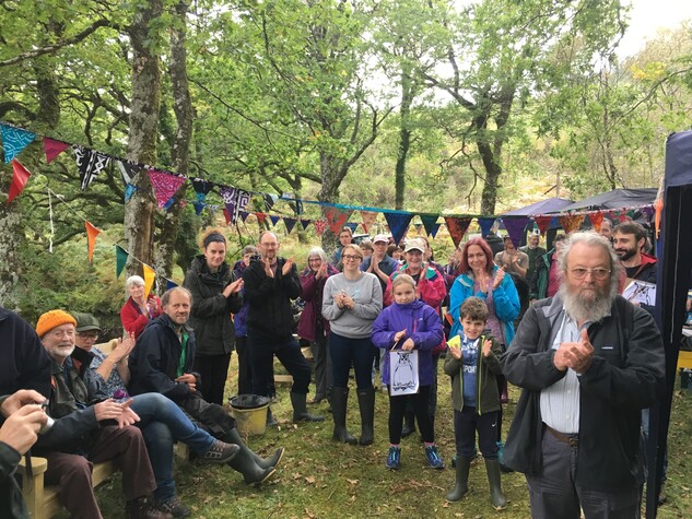Conservation volunteers, children & families celebrate work at Ardura!